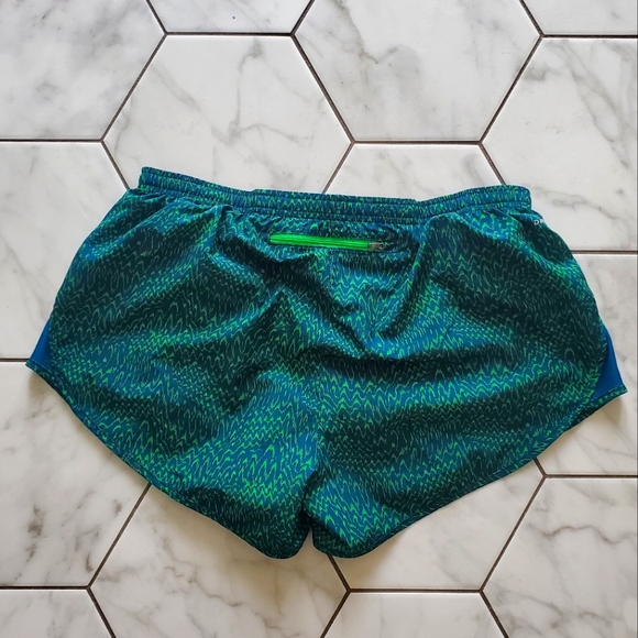 Nike Dri-Fit 3" All Over Print Tempo Running Shorts - Picture 2 of 11